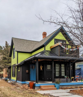Boho Shick 4 Bedroom-3 Bath In Heart Of Town